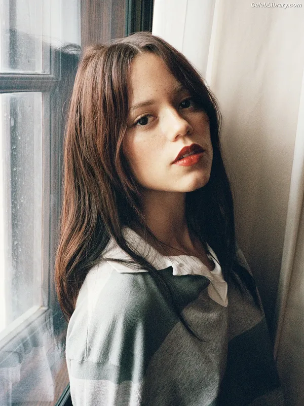 Jenna Ortega photo 19 of 5476