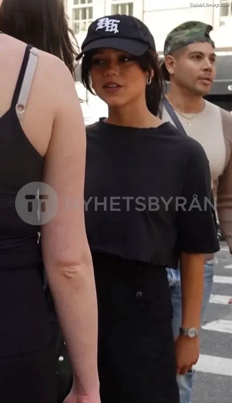 Jenna Ortega photo 11 of 5476