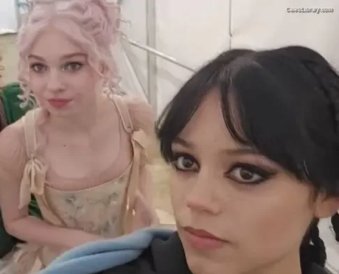 Jenna Ortega photo 4 of 5476