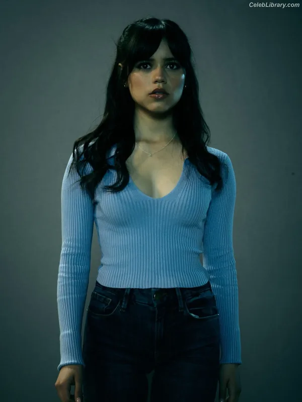 Jenna Ortega photo 19 of 5476
