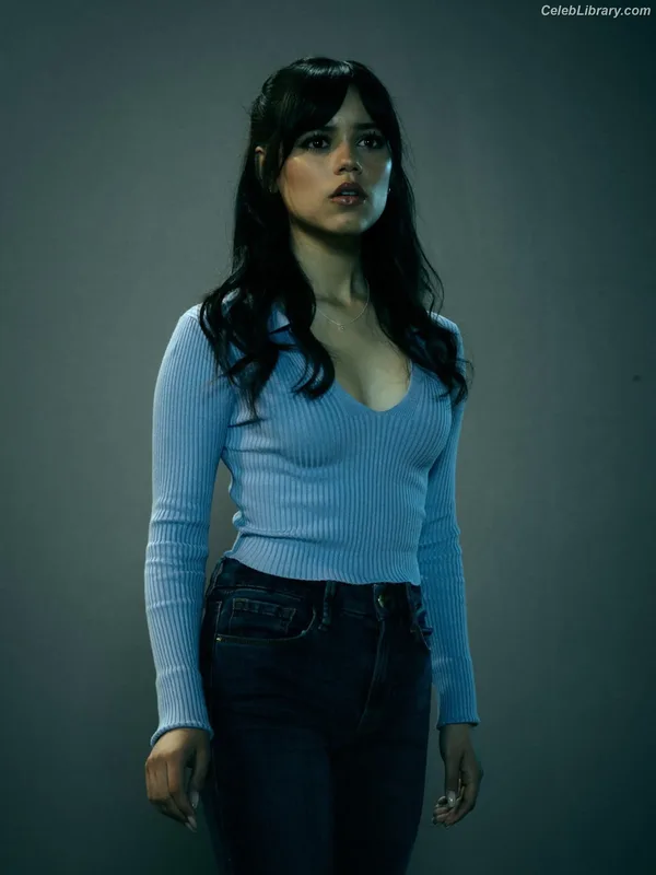 Jenna Ortega photo 22 of 5476