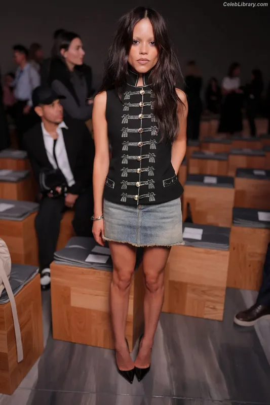 Jenna Ortega photo 18 of 5476