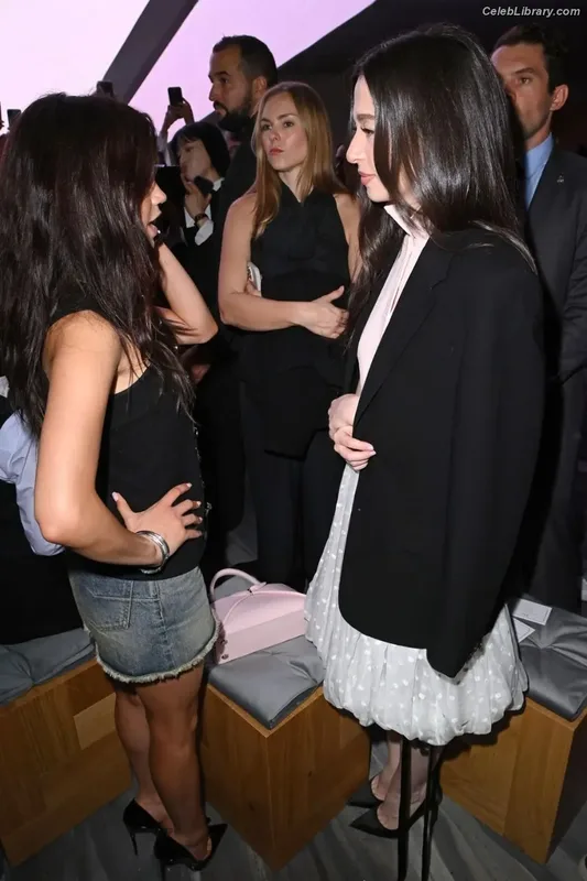Jenna Ortega photo 20 of 5476