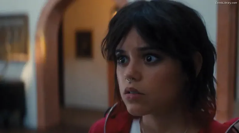 Jenna Ortega photo 23 of 5476