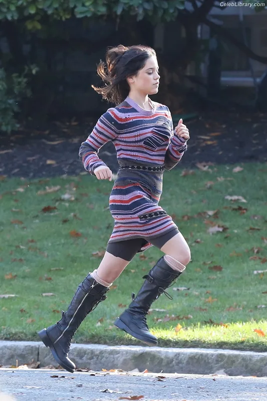 Jenna Ortega photo 24 of 5476