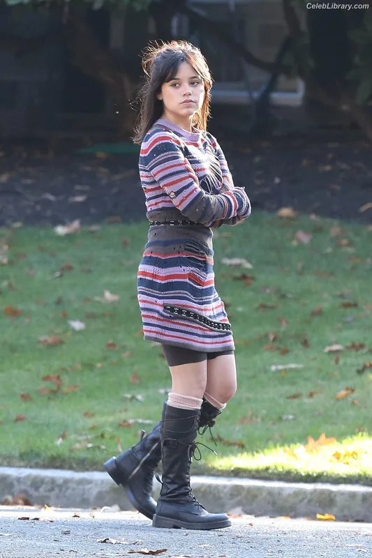 Jenna Ortega photo 6 of 5476