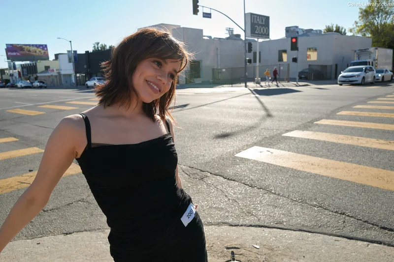 Jenna Ortega photo 19 of 5476