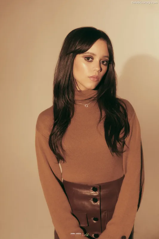 Jenna Ortega photo 6 of 5476