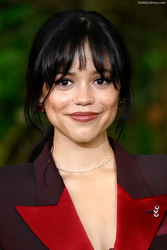 Jenna Ortega photo 16 of 5476