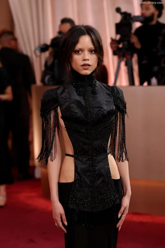 Jenna Ortega photo 24 of 5476