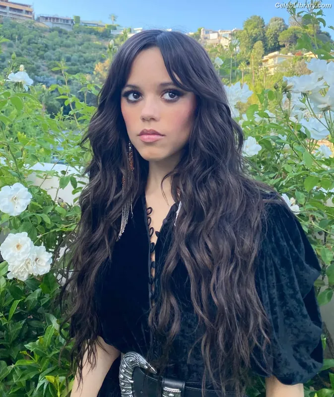 Jenna Ortega photo 20 of 5476