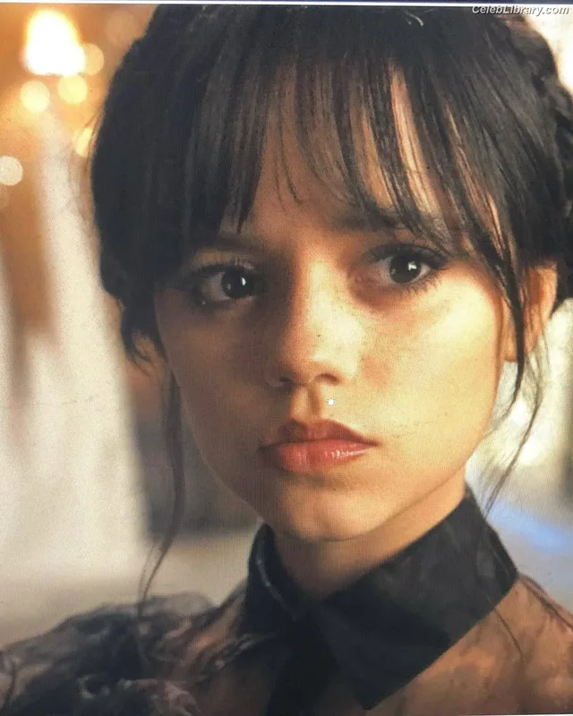 Jenna Ortega photo 22 of 5476