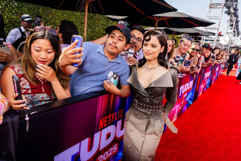 Jenna Ortega photo 24 of 5476