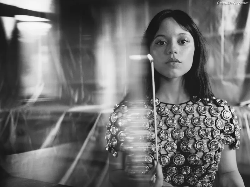 Jenna Ortega photo 10 of 5476