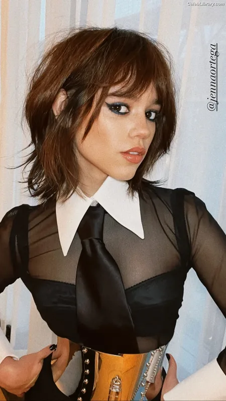 Jenna Ortega photo 5 of 5476