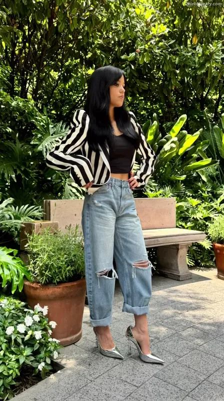Jenna Ortega photo 8 of 5476