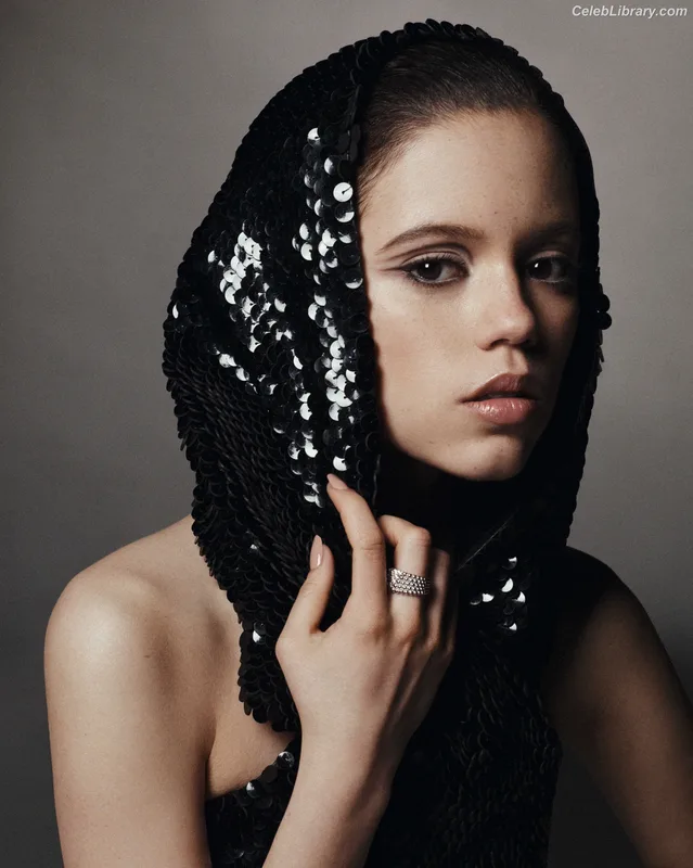 Jenna Ortega photo 24 of 5476