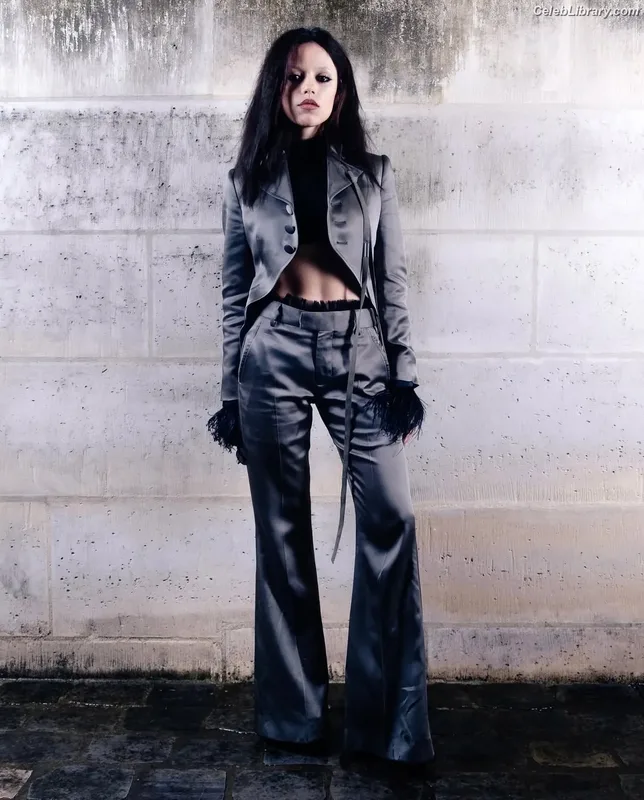 Jenna Ortega photo 14 of 5476