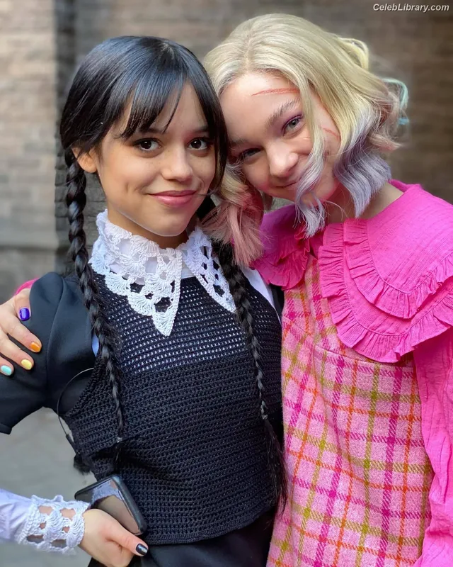 Jenna Ortega photo 19 of 5476