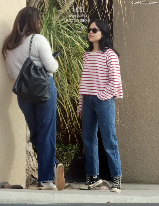 Jenna Ortega photo 8 of 5476
