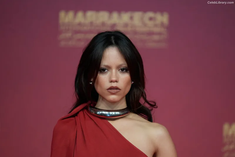 Jenna Ortega photo 12 of 5476