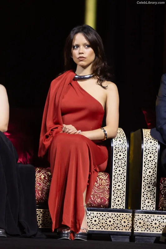 Jenna Ortega photo 12 of 5476