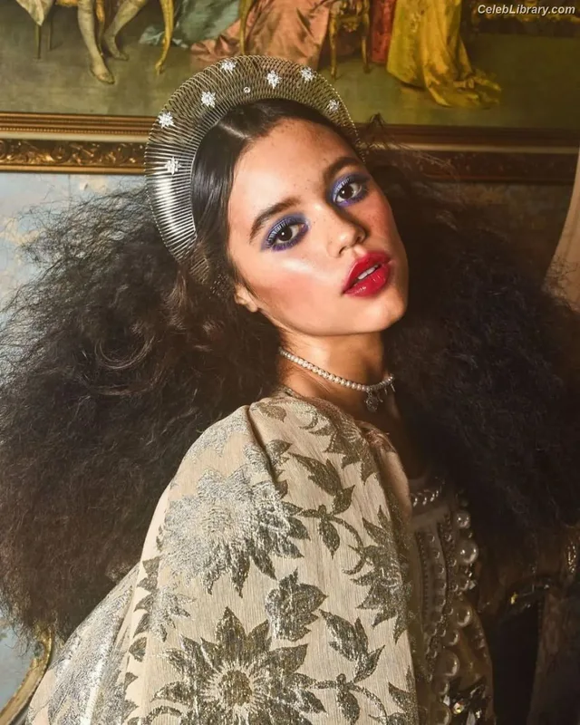 Jenna Ortega photo 2 of 5476