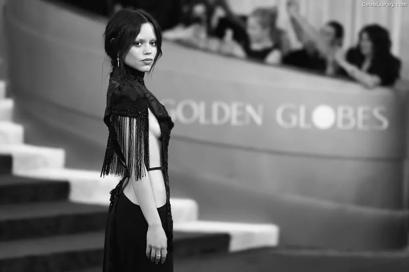 Jenna Ortega photo 12 of 5476