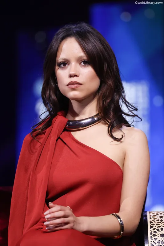 Jenna Ortega photo 23 of 5476