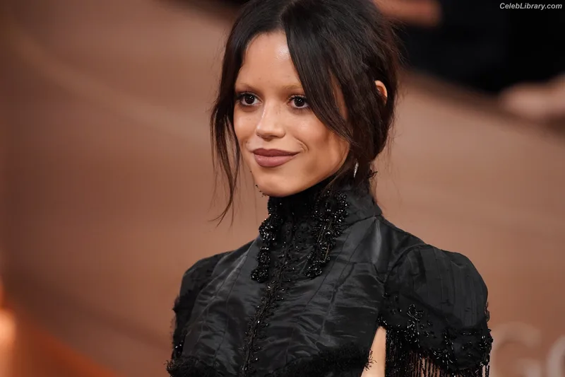 Jenna Ortega photo 24 of 5476