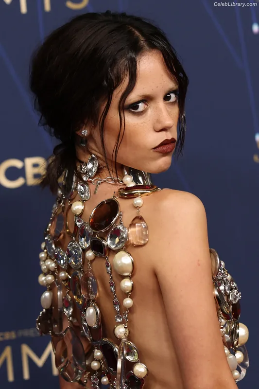 Jenna Ortega photo 18 of 5476