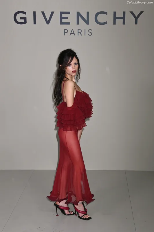 Jenna Ortega photo 23 of 5476