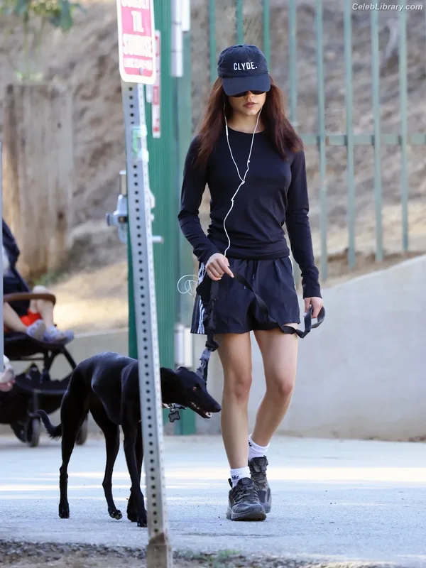 Jenna Ortega photo 6 of 5476