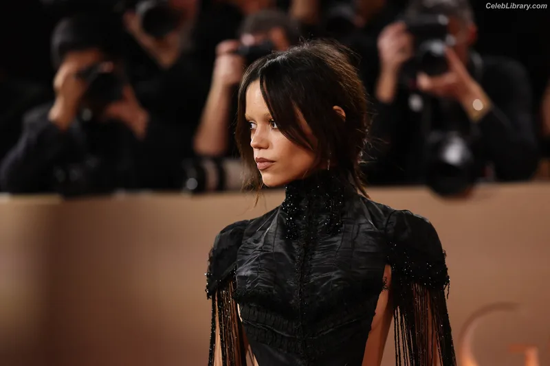 Jenna Ortega photo 20 of 5476
