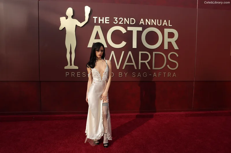 Jenna Ortega photo 19 of 5476