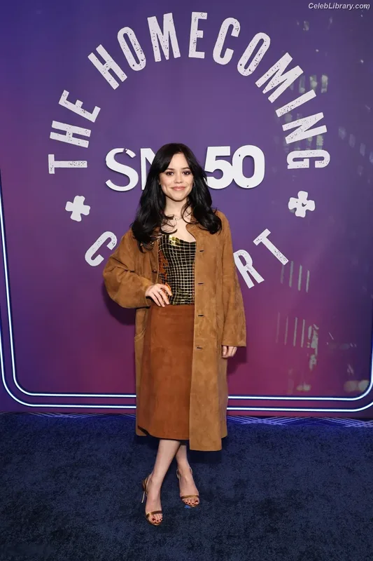 Jenna Ortega photo 24 of 5476