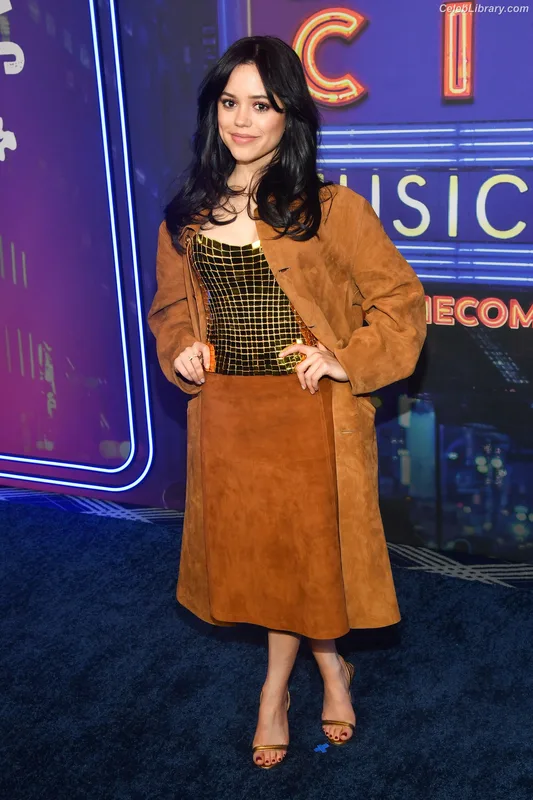 Jenna Ortega photo 4 of 5476
