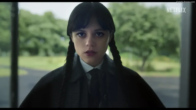 Jenna Ortega photo 19 of 5476
