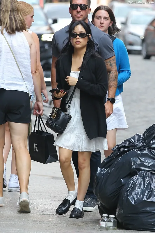 Jenna Ortega photo 23 of 5476