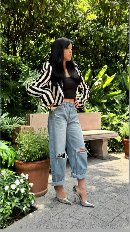 Jenna Ortega photo 23 of 5476