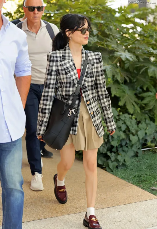 Jenna Ortega photo 18 of 5476