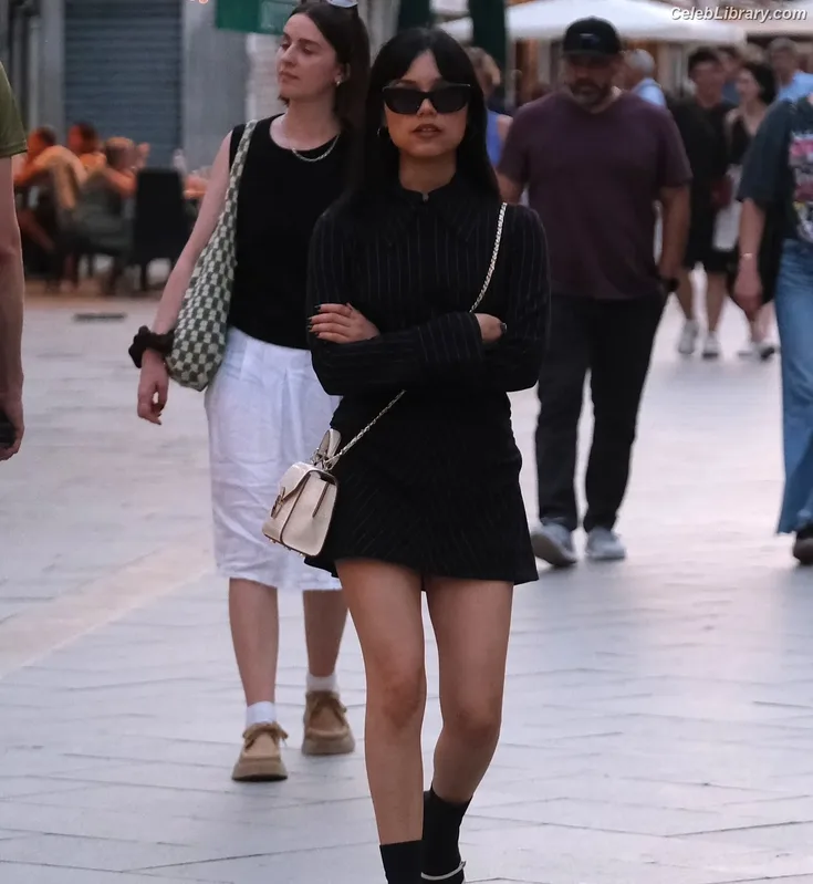 Jenna Ortega photo 15 of 5476