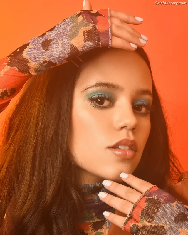 Jenna Ortega photo 11 of 5476