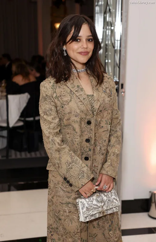Jenna Ortega photo 13 of 5476
