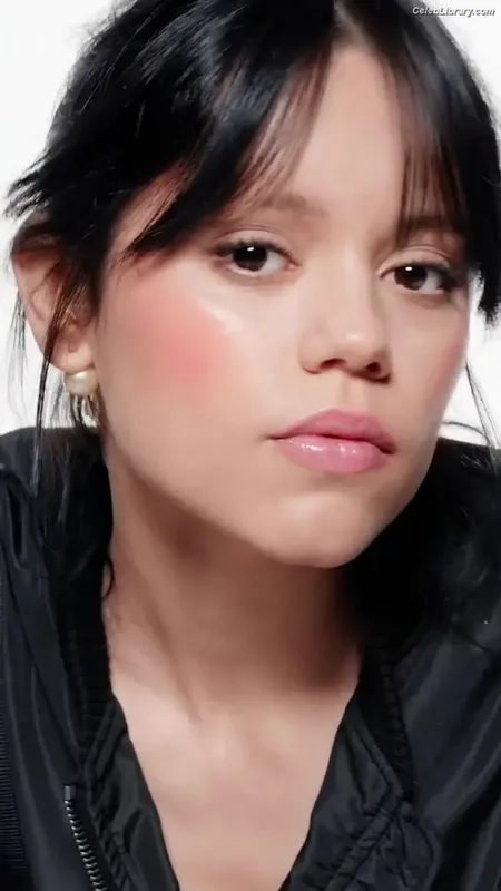 Jenna Ortega photo 10 of 5476
