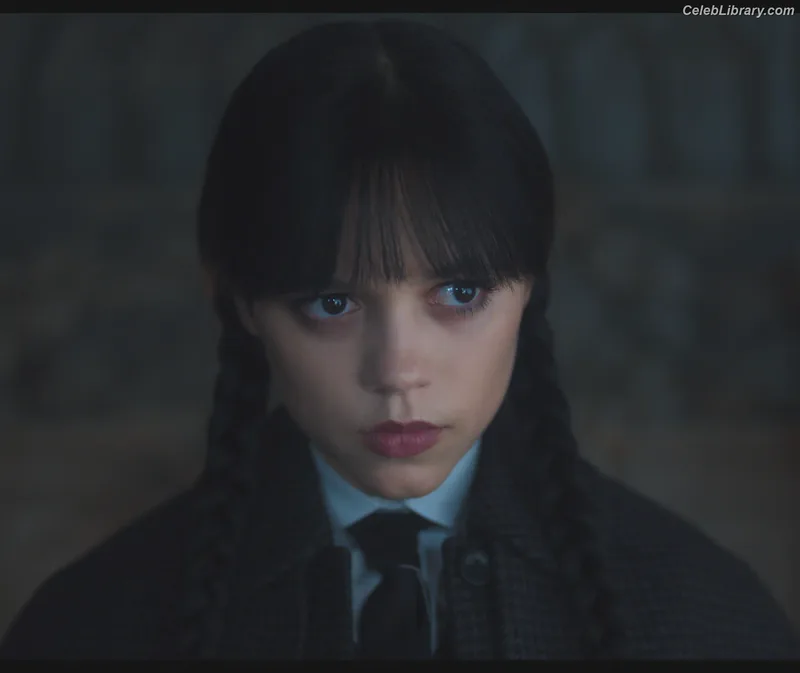 Jenna Ortega photo 3 of 5476