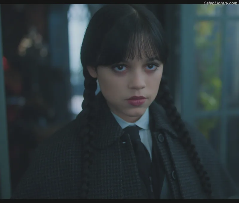 Jenna Ortega photo 4 of 5476
