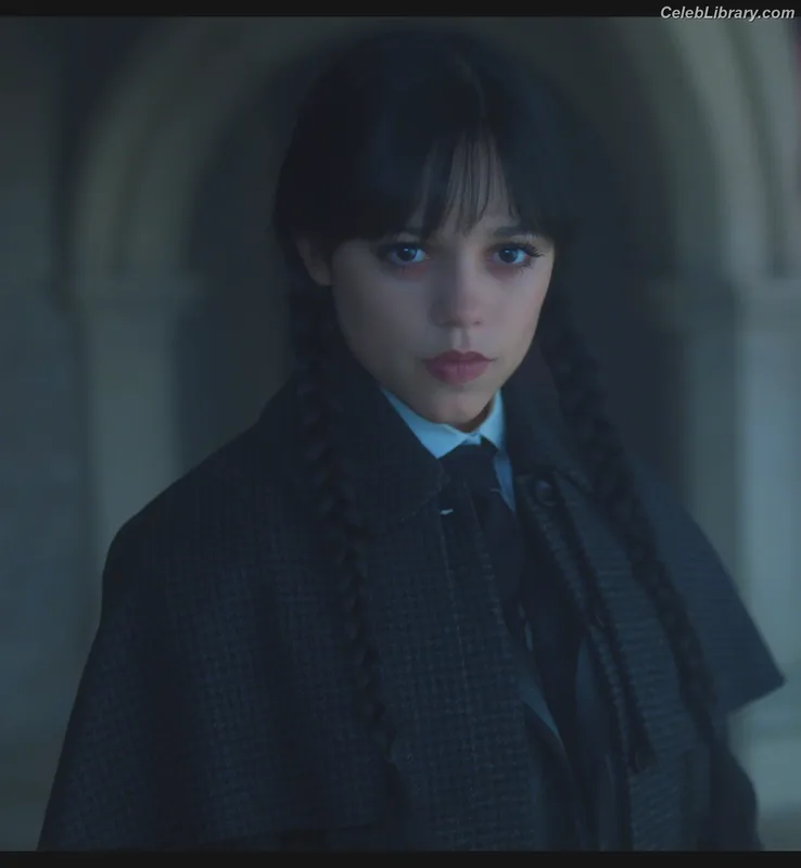 Jenna Ortega photo 9 of 5476