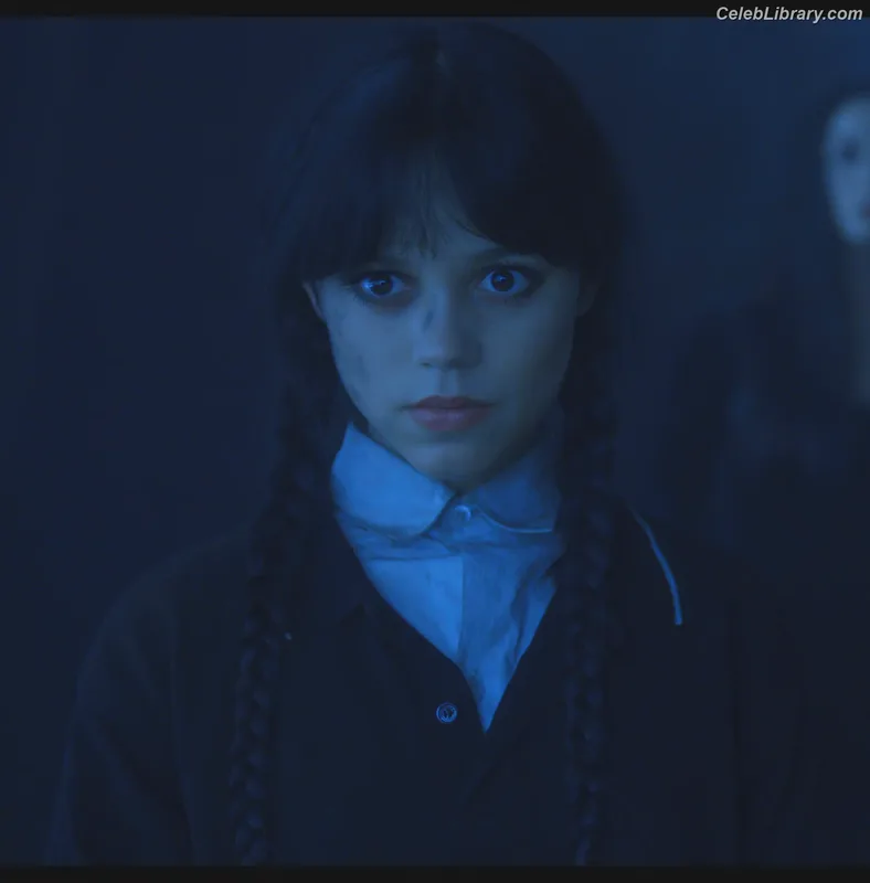 Jenna Ortega photo 5 of 5476