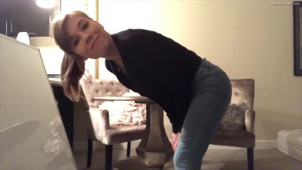 Jennette McCurdy photo 10 of 261